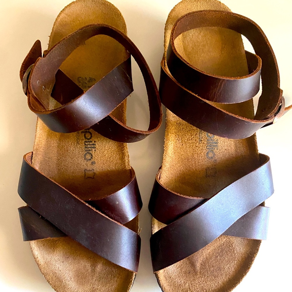 Papillon Birkenstock Sandals. Size 9. Worn once.